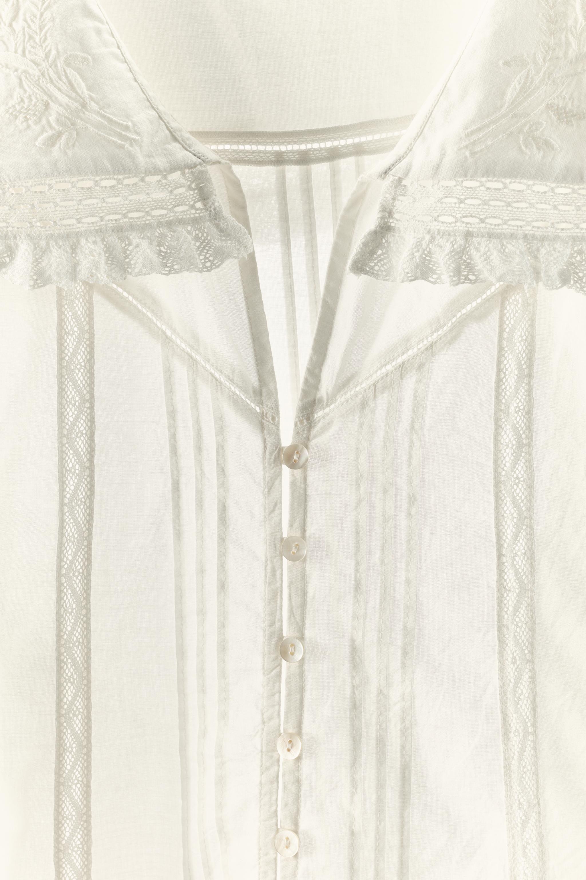 100% COTTON EMBROIDERED LACE BLOUSE